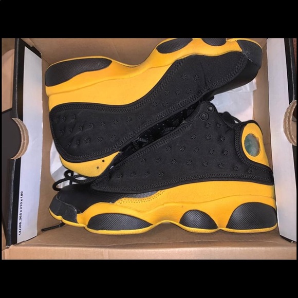 yellow jordan retro 13